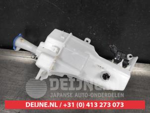 Used Front windscreen washer reservoir Kia Xceed 1.5 T-GDI 16V Price on request offered by V.Deijne Jap.Auto-onderdelen BV