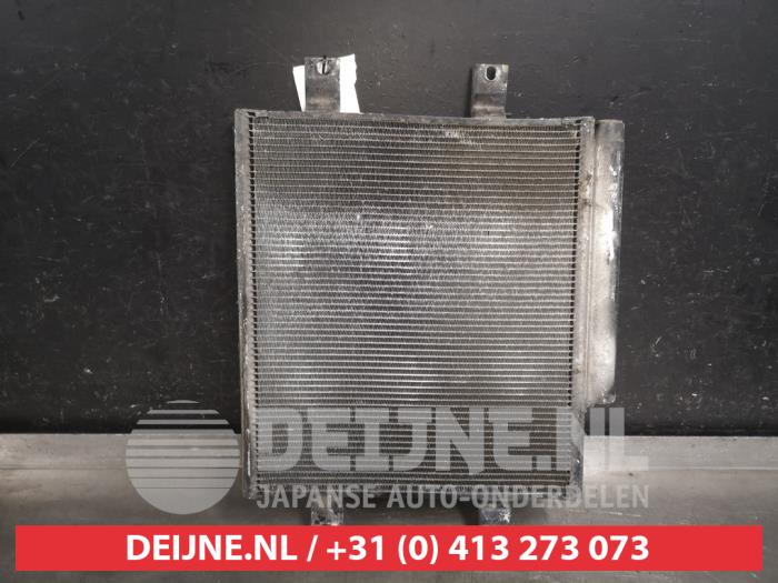 Usagé Condenseur de climatisation Daihatsu Sirion 2 (M3) 1.0 12V DVVT Prix € 35,00 Règlement à la marge proposé par V.Deijne Jap.Auto-onderdelen BV