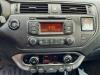 Radio de un Kia Rio III (UB), 2011 / 2017 1.2 CVVT 16V, Hatchback, Gasolina, 1.248cc, 62kW (84pk), FWD, G4LA, 2011-09 / 2017-12 2013