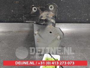 Used Front bumper bracket, right Nissan Qashqai (J11) 1.6 dCi All Mode 4x4-i Price on request offered by V.Deijne Jap.Auto-onderdelen BV