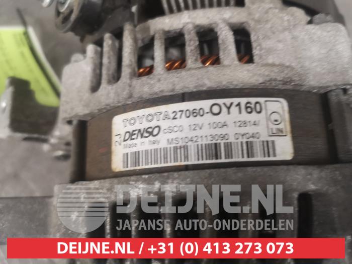 Dynamo d'un Toyota Yaris III (P13) 1.33 16V Dual VVT-I 2014
