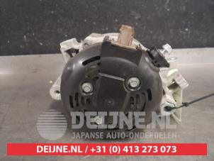 Dynamo d'un Toyota Yaris III (P13) 1.33 16V Dual VVT-I 2014