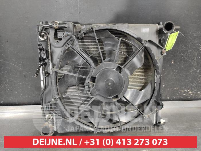 Usagé Radiateur Kia Sportage (QL) 2.0 CRDi 185 16V VGT 4x4 Prix sur demande proposé par V.Deijne Jap.Auto-onderdelen BV