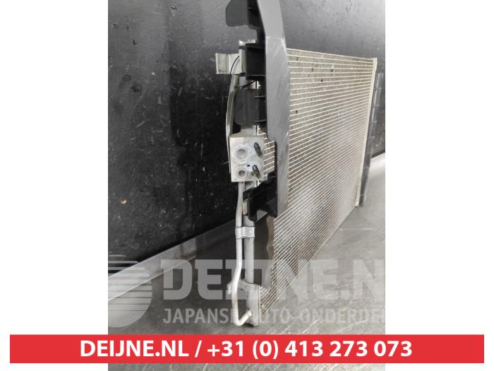 Klima Kondensor van een Kia Sportage (QL) 2.0 CRDi 185 16V VGT 4x4 2017