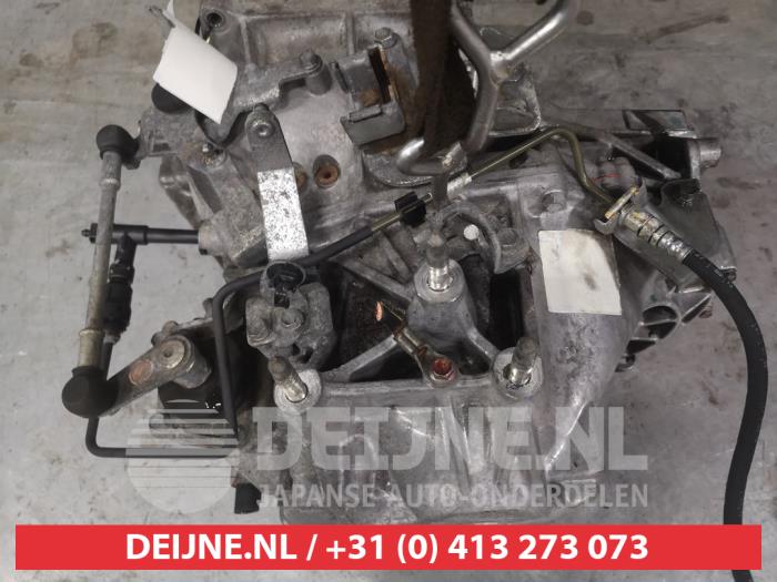 Getriebe van een Mitsubishi Outlander (GF/GG) 2.2 DI-D 16V Clear Tec 4x2 2013