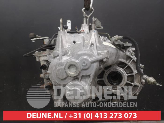 Getriebe van een Mitsubishi Outlander (GF/GG) 2.2 DI-D 16V Clear Tec 4x2 2013