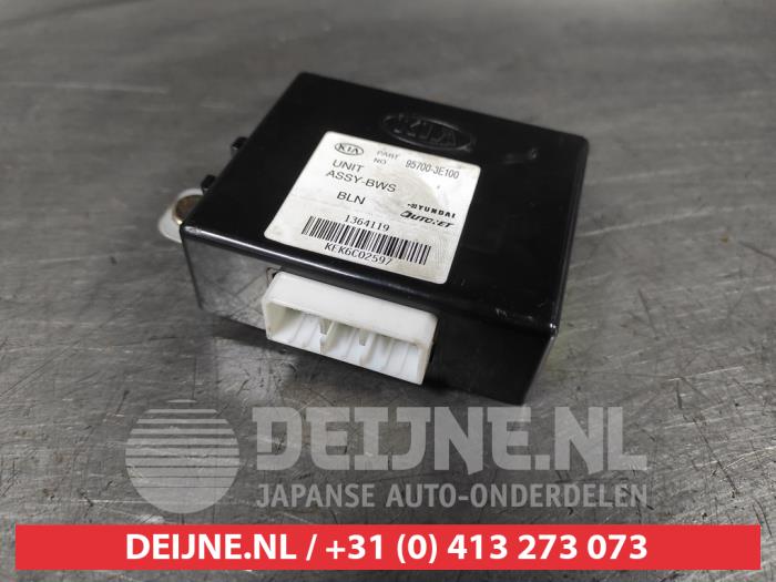 Usados Módulo PDC Kia Sorento I (JC) 2.5 CRDi 16V VGT Precio € 50,00 Norma de margen ofrecido por V.Deijne Jap.Auto-onderdelen BV
