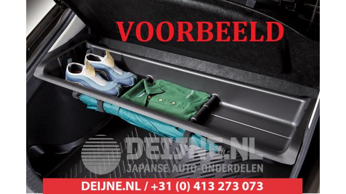 Nowe Schowek Mazda 6 Sport (GH14/GHA4) 2.2 CDVi 16V 125 Cena € 60,50 Z VAT oferowane przez V.Deijne Jap.Auto-onderdelen BV
