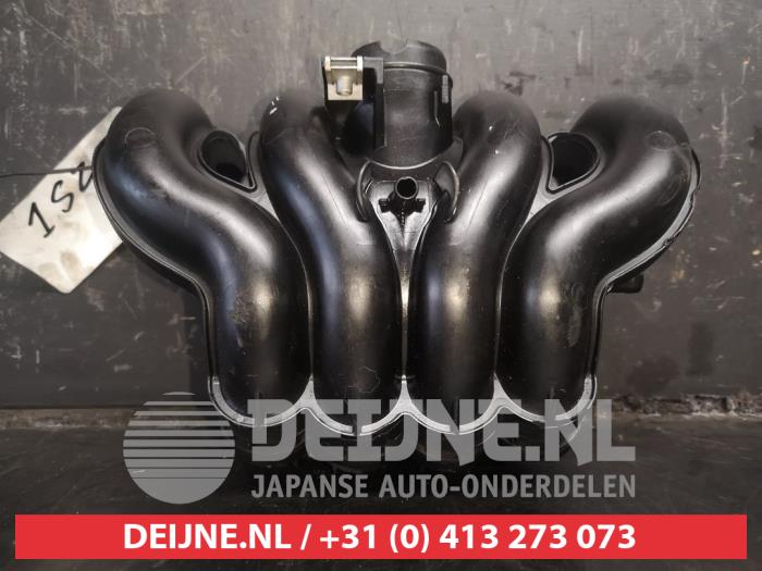 Gebrauchte Ansaugbrugge Toyota Yaris (P1) 1.0 16V VVT-i Preis € 50,00 Margenregelung angeboten von V.Deijne Jap.Auto-onderdelen BV