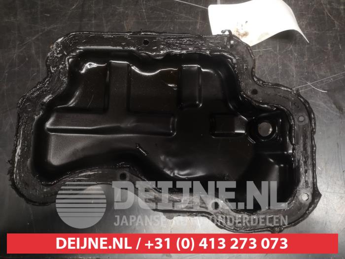 Usagé Couvercle carter Nissan Micra (K14) 1.0 IG-T 100 Prix € 50,00 Règlement à la marge proposé par V.Deijne Jap.Auto-onderdelen BV