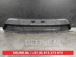 Used Bumper grille Toyota Avensis Wagon (T27) 2.0 16V D-4D-F Price on request offered by V.Deijne Jap.Auto-onderdelen BV