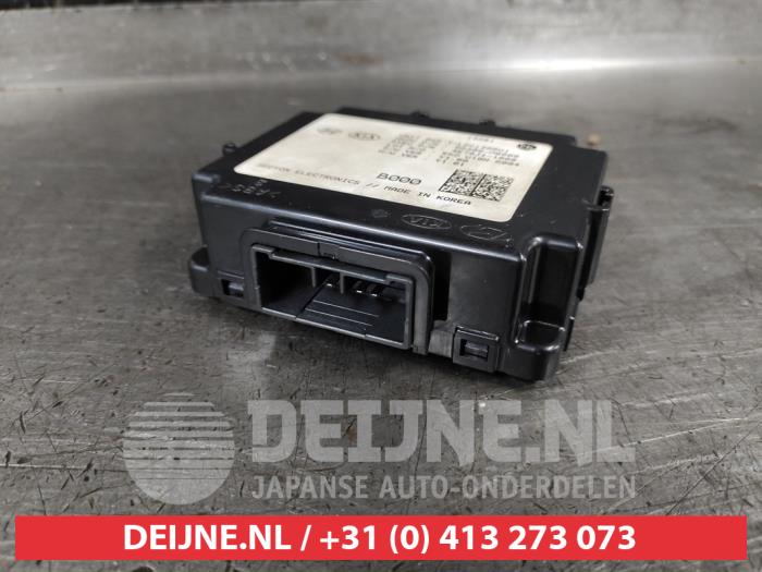 Używane DC/CD konwertor Kia Xceed 1.0 T-GDi 12V Cena na żądanie oferowane przez V.Deijne Jap.Auto-onderdelen BV