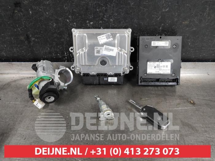 Używane Stacyjka + Kluczyk Kia Xceed 1.0 T-GDi 12V Cena € 75,00 Procedura marży oferowane przez V.Deijne Jap.Auto-onderdelen BV
