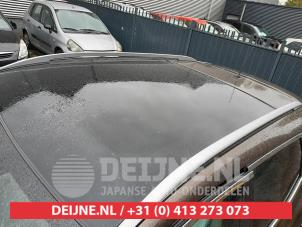 Used Roof rail, right Nissan Qashqai (J11) 1.2 DIG-T 16V Price on request offered by V.Deijne Jap.Auto-onderdelen BV