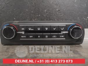 Usagé Panneau de commandes chauffage Kia Ceed Sportswagon (CDF) 1.5 T-GDI 16V Prix sur demande proposé par V.Deijne Jap.Auto-onderdelen BV