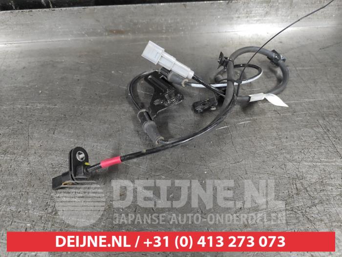 Usados Sensor ABS Kia Ceed Sportswagon (CDF) 1.5 T-GDI 16V Precio € 40,00 Norma de margen ofrecido por V.Deijne Jap.Auto-onderdelen BV