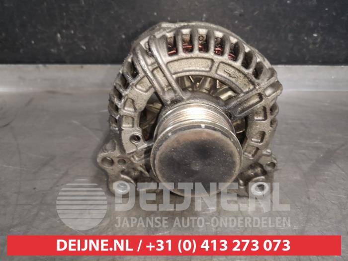 Usagé Dynamo Mitsubishi Outlander (CW) 2.0 DI-D 16V 4x2 Prix € 25,00 Règlement à la marge proposé par V.Deijne Jap.Auto-onderdelen BV