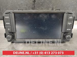 Gebrauchte Radio Hyundai i10 1.0 12V Preis auf Anfrage angeboten von V.Deijne Jap.Auto-onderdelen BV