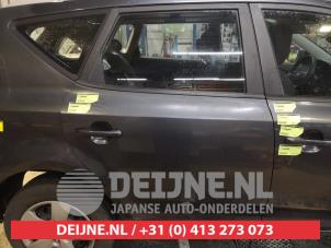 Używane Drzwi prawe tylne wersja 4-drzwiowa Kia Cee'd Sporty Wagon (EDF) 1.4 16V Cena na żądanie oferowane przez V.Deijne Jap.Auto-onderdelen BV