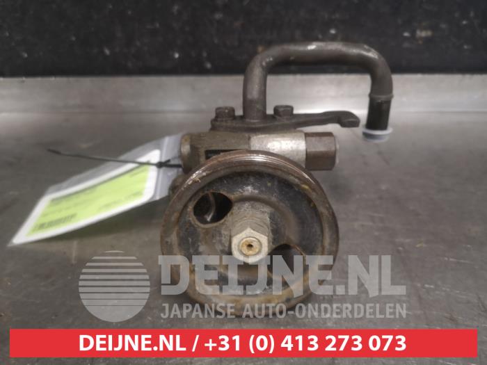 Usagé Pompe de direction Hyundai Getz 1.3i 12V Prix € 35,00 Règlement à la marge proposé par V.Deijne Jap.Auto-onderdelen BV