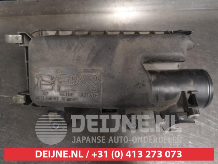 Gebrauchte Luftfiltergehäuse Toyota Verso S 1.33 16V Dual VVT-I Preis € 50,00 Margenregelung angeboten von V.Deijne Jap.Auto-onderdelen BV