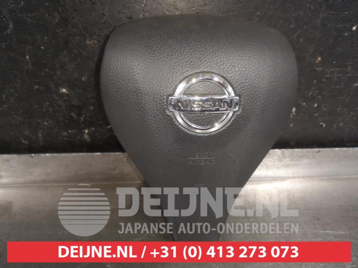 Left airbag (steering wheel) from a Nissan Pulsar (C13) 1.2 DIG-T 16V 2015