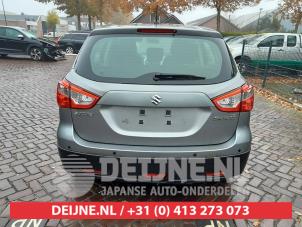Used Tailgate reflector, right Suzuki SX4 S-Cross (JY) 1.0 Booster Jet Turbo 12V Price on request offered by V.Deijne Jap.Auto-onderdelen BV