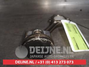 Used Piston Nissan Pulsar (C13) 1.2 DIG-T 16V Price € 50,00 Margin scheme offered by V.Deijne Jap.Auto-onderdelen BV