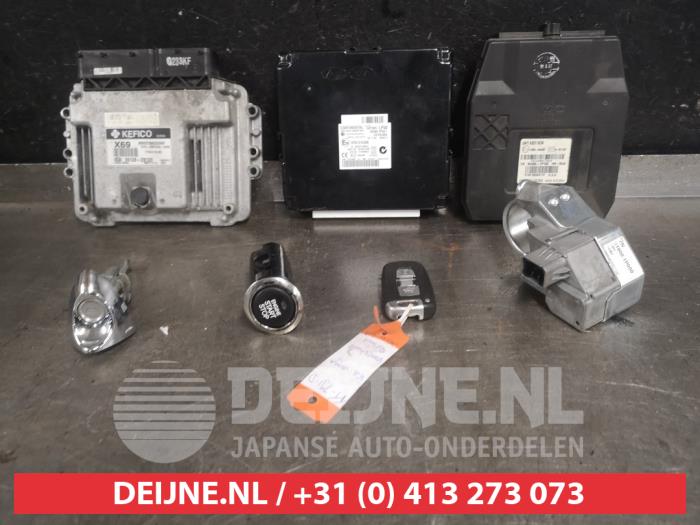 Used Engine management computer Kia Venga 1.6 CVVT 16V Price € 150,00 Margin scheme offered by V.Deijne Jap.Auto-onderdelen BV