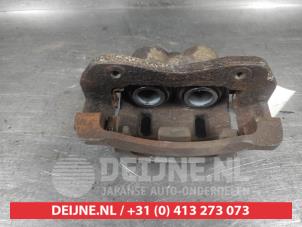Used Front brake calliper, right Kia Sorento I (JC) 3.5 V6 24V Price on request offered by V.Deijne Jap.Auto-onderdelen BV