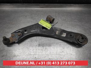 Used Front lower wishbone, left Hyundai iX35 (LM) 1.6 GDI 16V Price on request offered by V.Deijne Jap.Auto-onderdelen BV
