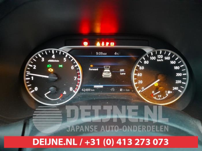 Odometer KM from a Nissan Juke (F16) 1.0 DIG-T 12V 2021