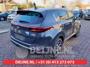Used Tailgate reflector, right Kia Sportage (QL) 1.6 CRDi 16V Eco-Dynamics+ Price on request offered by V.Deijne Jap.Auto-onderdelen BV