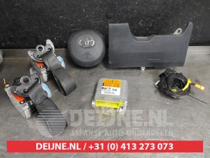 Used Airbag set Toyota Yaris III (P13) 1.4 D-4D-F Price on request offered by V.Deijne Jap.Auto-onderdelen BV