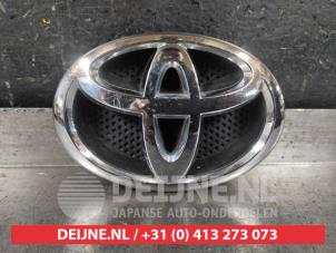 Used Emblem Toyota Yaris III (P13) 1.4 D-4D-F Price on request offered by V.Deijne Jap.Auto-onderdelen BV