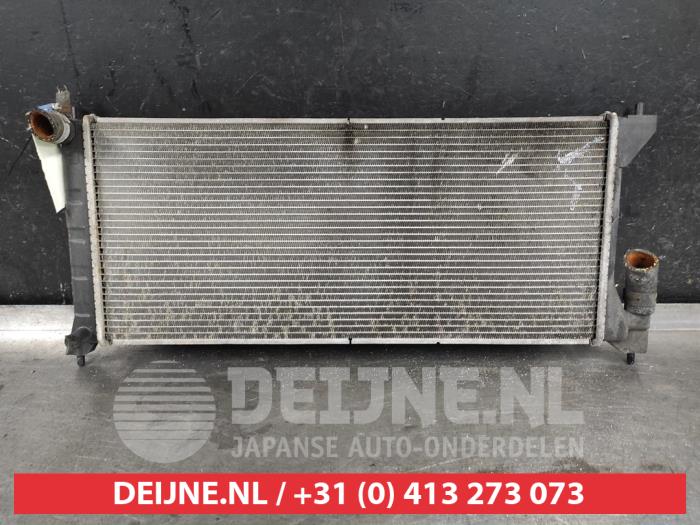 Używane Chlodnica Suzuki New Ignis (MH) 1.3 DDiS 16V Cena € 50,00 Procedura marży oferowane przez V.Deijne Jap.Auto-onderdelen BV