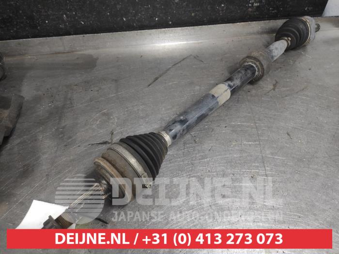 Gebrauchte Antriebswelle rechts vorne Toyota Auris (E15) 1.33 Dual VVT-I 16V Preis € 75,00 Margenregelung angeboten von V.Deijne Jap.Auto-onderdelen BV
