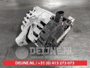 Dynamo van een Toyota Yaris III (P13) 1.5 16V Dual VVT-iE 2019