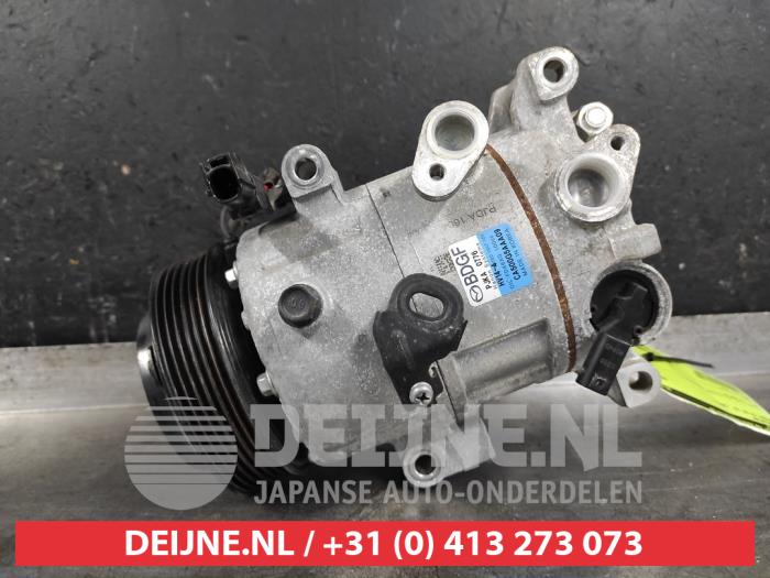 Used Air conditioning pump Mazda CX-30 (DM) 2.0 e-SkyActiv-G 122 16V Price € 200,00 Margin scheme offered by V.Deijne Jap.Auto-onderdelen BV