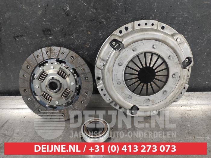 Usagé Kit embrayage (complet) Toyota Paseo (EL54) 1.5i,GT MPi 16V Prix € 25,00 Règlement à la marge proposé par V.Deijne Jap.Auto-onderdelen BV