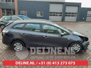 Used Extra window 4-door, front right Kia Cee'd Sportswagon (JDC5) 1.4i CVVT 16V Price on request offered by V.Deijne Jap.Auto-onderdelen BV
