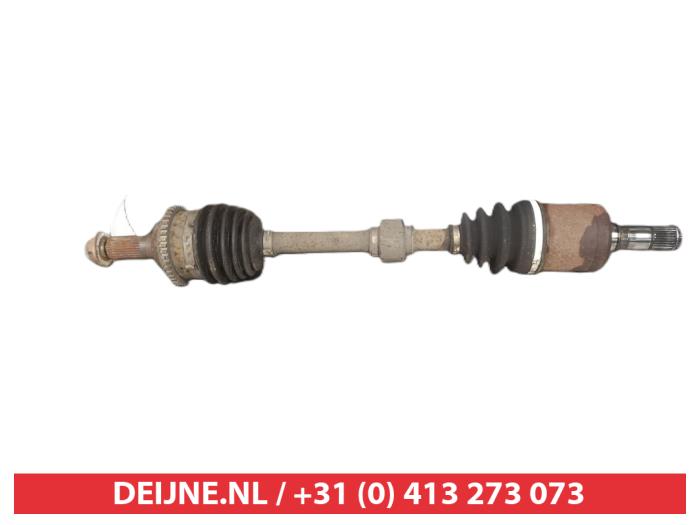 Gebrauchte Antriebswelle links vorne Mazda 6 (GG12/82) 2.0i 16V Preis € 50,00 Margenregelung angeboten von V.Deijne Jap.Auto-onderdelen BV