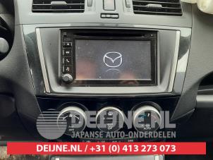 Używane Radio Mazda 5 (CWA9) 1.6 CITD 16V Cena € 100,00 Procedura marży oferowane przez V.Deijne Jap.Auto-onderdelen BV