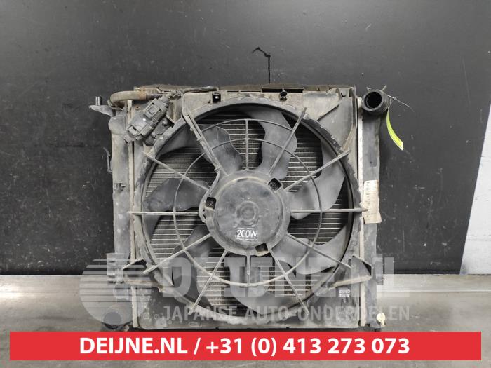 Usagé Radiateur Hyundai i30 (FD) 1.6 CRDi 16V VGT LP Prix € 75,00 Règlement à la marge proposé par V.Deijne Jap.Auto-onderdelen BV