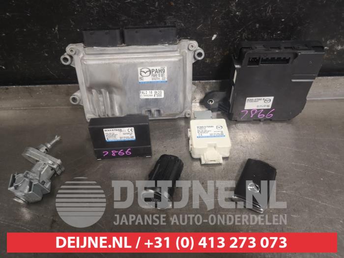 Used Engine management computer Mazda 3 Sport (BP) 2.0 SkyActiv-G 122 Mild Hybrid 16V Price € 250,00 Margin scheme offered by V.Deijne Jap.Auto-onderdelen BV