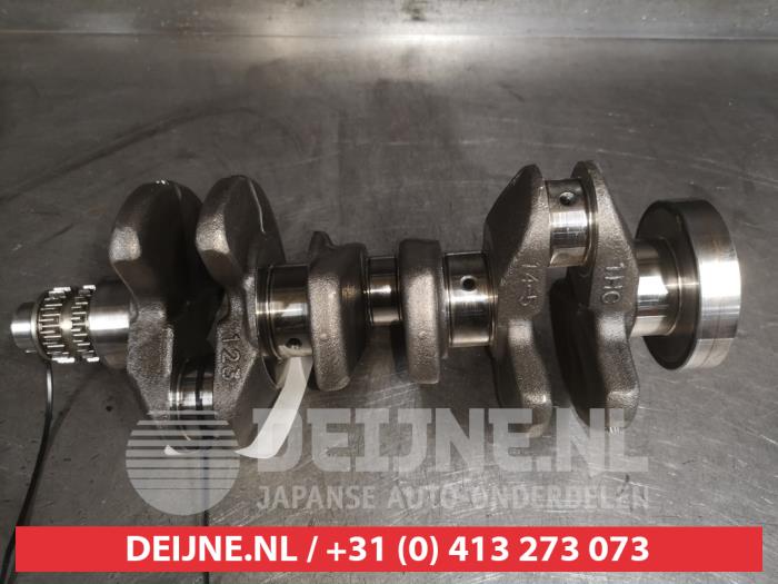 Używane Wal korbowy Nissan Note (E12) 1.2 DIG-S 98 Cena na żądanie oferowane przez V.Deijne Jap.Auto-onderdelen BV