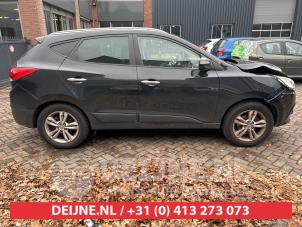 Used Extra window 4-door, right Hyundai iX35 (LM) 2.0 16V Price on request offered by V.Deijne Jap.Auto-onderdelen BV