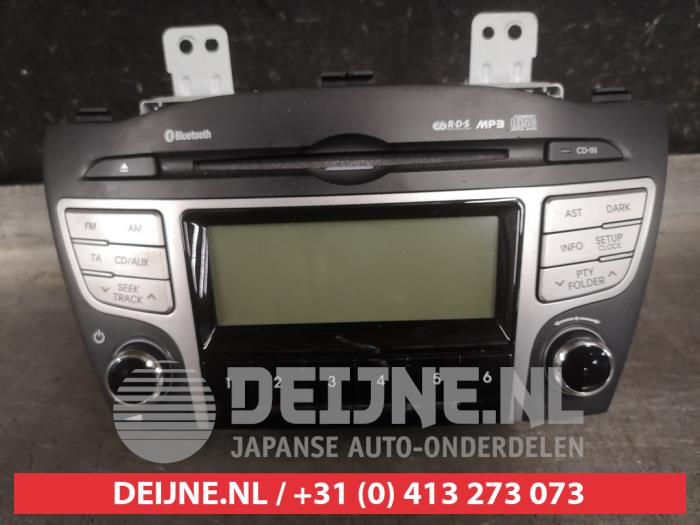 Radio de un Hyundai iX35 (LM) 2.0 16V 2010