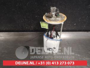 Usados Bomba eléctrica de combustible Hyundai iX35 (LM) 2.0 16V Precio de solicitud ofrecido por V.Deijne Jap.Auto-onderdelen BV