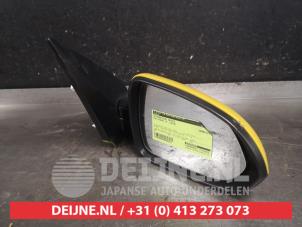 Used Wing mirror, right Kia Stonic (YB) 1.2 MPI 16V Price on request offered by V.Deijne Jap.Auto-onderdelen BV